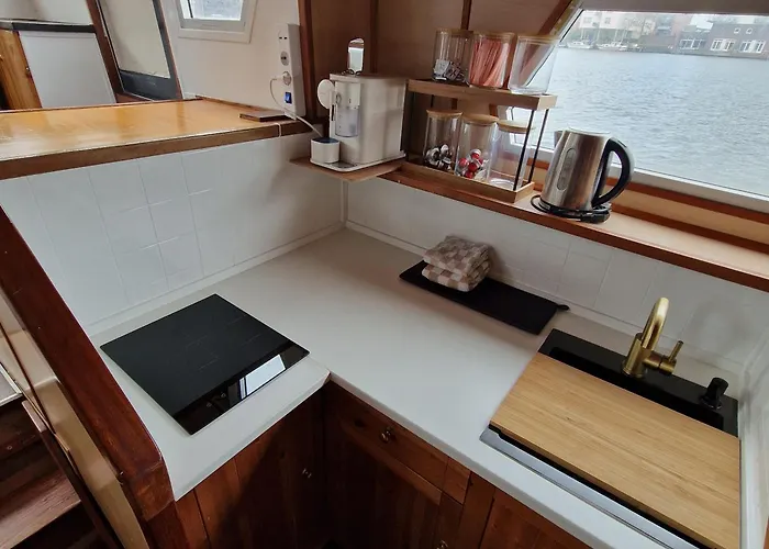 Sailing 船上ホテル *